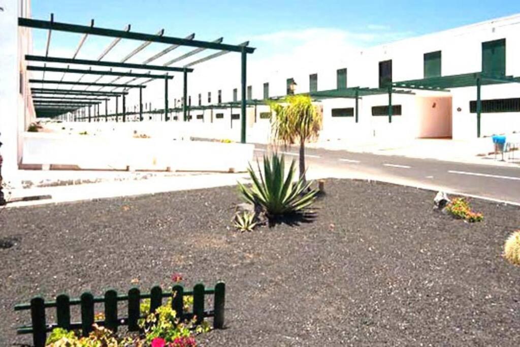 White Beach Villa Playa Blanca  Luaran gambar
